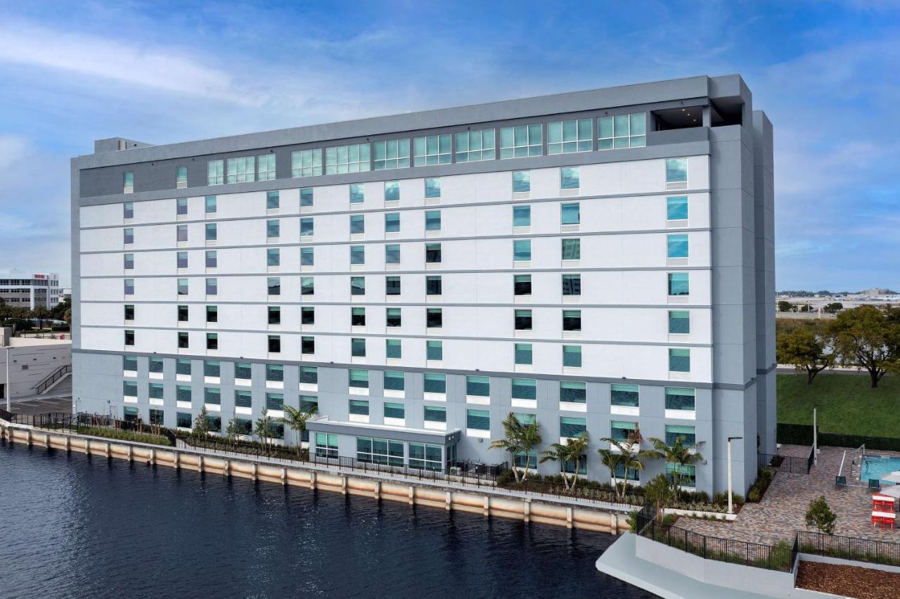 Tru By Hilton Miami Airport South Blue Lagoon, Fl ภายนอก รูปภาพ